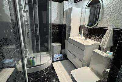Apartament cu 3 camere decomandat în Central - 8