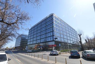 J8 Office Park cladirea A
, Presei Libere, 580 - 7787 mp  0% comision! - 9