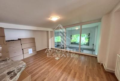 Spatiu comercial, hala, birouri , parcare, acces facil, zona Odobescu - 15