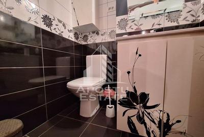 Apartament cu 3 camere decomandat în Boul Roșu - 1