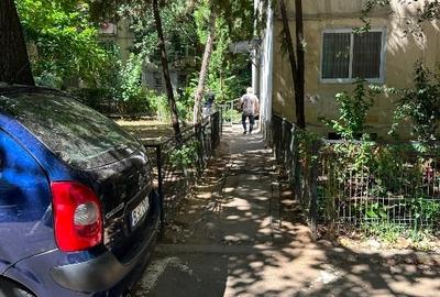 Vand 2 apartamente situate în aceiași scară de bloc. - 14