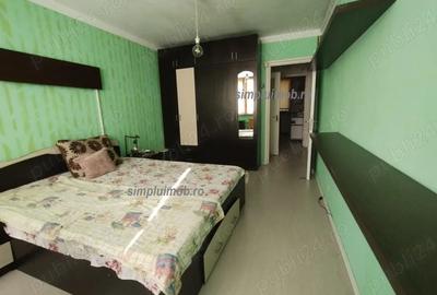 Apartament cu 3 camere semidecomandat, mobilat în Ozana - 3