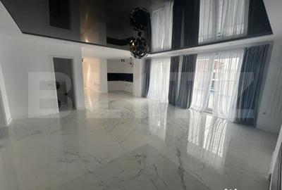 Apartament cu 4 camere decomandat în Nufărul - 16