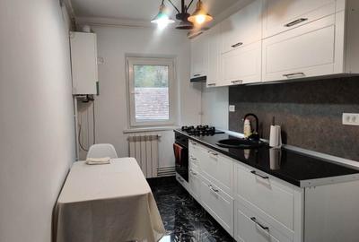Apartament cu 2 camere decomandat în Răcădău