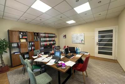 Apartament cu 3 camere decomandat, mobilat în Titulescu - 11