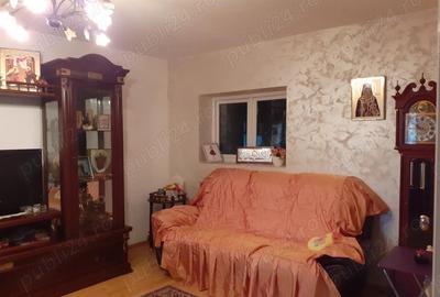 Vanz. P + M mobilata si utilata, caramida, 500.mp.,d.9 ml, 2 garaje str. Grivitei cu G.E.Grigorescu - 9