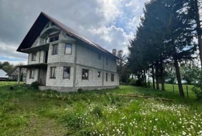 Casă cu 7 camere cu Teren 1674 Mp în Frătăuții Vechi - 11