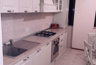 Apartament cu 3 camere decomandat în Faleza Nord - 2