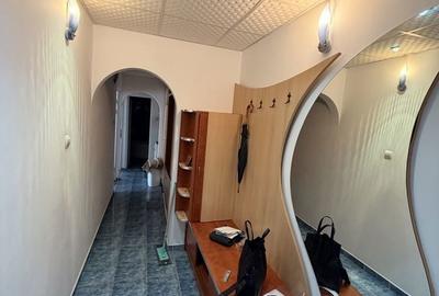 Apartament cu 3 camere decomandat în Central - 8