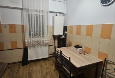 Apartament cu 2 camere decomandat în Noua - 11