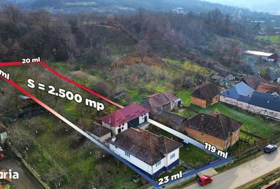 Casă cu 3 camere cu Teren 2500 Mp în Central - 11