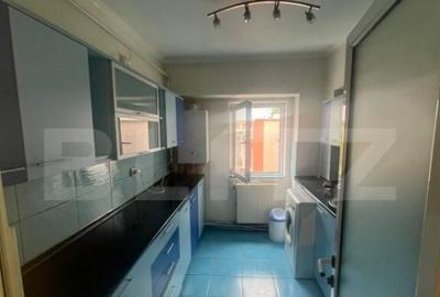 Apartament cu 3 camere semidecomandat, mobilat în Câmpia Turzii
