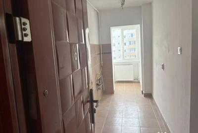 Garsonieră decomandată în Astra