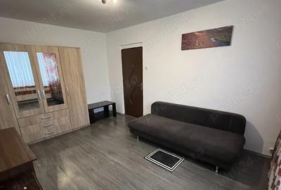 Inchiriez garsoniera zona Garii - 1