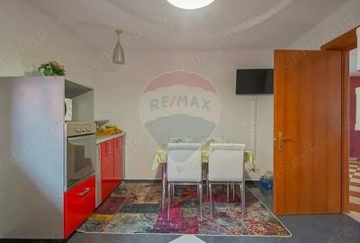 Casă cu Teren 300 Mp în Codlea - 1