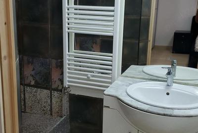 Casă în Central - 1