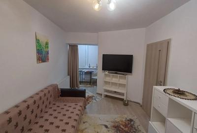 Garsonieră decomandată în Central - 2