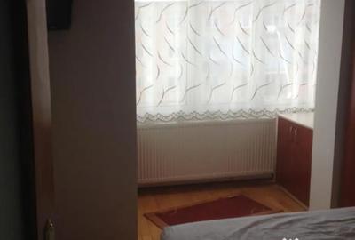 Apartament cu 2 camere decomandat în Republicii - 4
