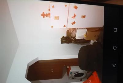 Apartament cu 2 camere semidecomandat în Berceni - 2