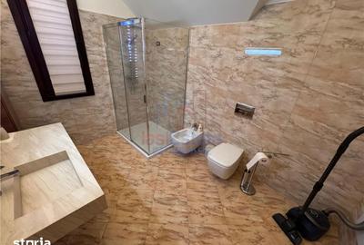 Casă cu 5 camere cu Teren 1000 Mp în Rediu - 14