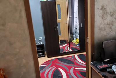 Vand apartament 3 camere in Caracal - 2