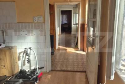 Casă cu 3 camere cu Teren 610 Mp în 7 Noiembrie - 8