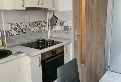 Vand apartament Bumbe?ti-Jiu - 2