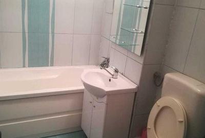 Apartament cu 2 camere decomandat în Badea Cârțan - 4