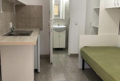 Garsonieră nedecomandată, mobilată în Complex Studențesc