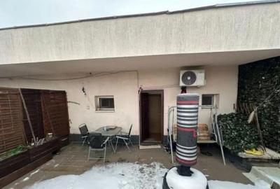 Garsonieră în Baba Novac