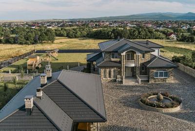 Casa exclusivista cu arhitectura unica, 320mp utili, Horod - 11