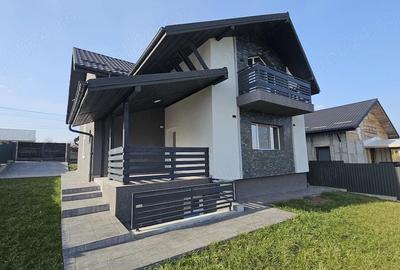 Casă cu 5 camere cu Teren 225 Mp în Ciurbești - 11