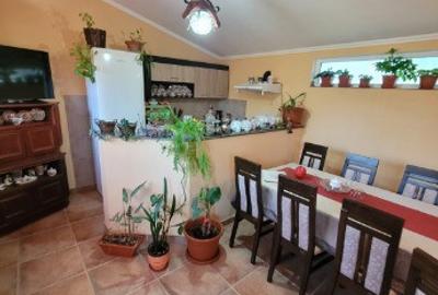 Casă cu 4 camere cu Teren 500 Mp în Goranu - 2