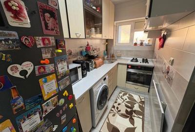 Apartament cu 3 camere decomandat în Giurgiului - 6