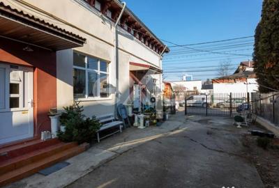 Spațiu comercial, de 146 mp, în Central - 11