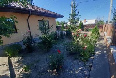 Casă cu 3 camere cu Teren 684 Mp în Voinești - 3