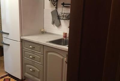 Str Londra Apartament cu 3 camere de inchiriat- 2 balcoane - 7