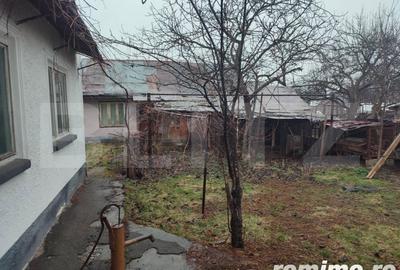 Casă cu 3 camere cu Teren 1500 Mp în Rădăuți - 4