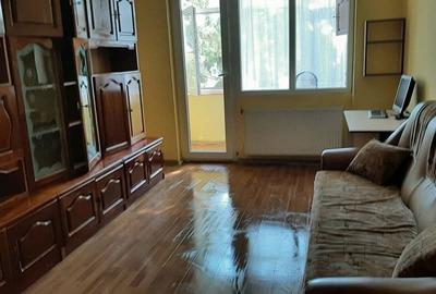 Apartament cu 2 camere în Micro 15 - 1