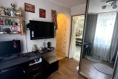 Garsonieră decomandată în Central - 1