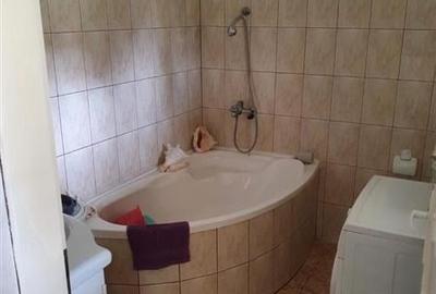 Casă individuală cu 4 camere cu Canalizare în Aradul Nou - 13