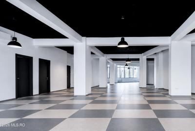 Spațiu comercial, de 277.82998657227 mp, în Tomis Nord - 1