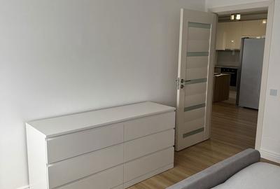 Apartament cu 3 camere semidecomandat în Florești - 7