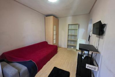 Decebal, Rond Alba Iulia, pe Moise Nicoara, bloc 4 etaje - 4