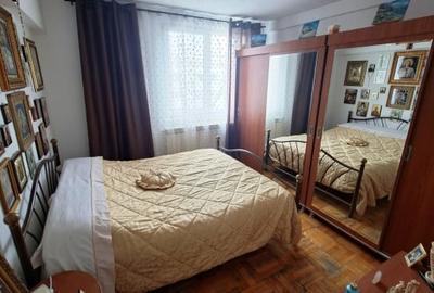 Apartament cu 3 camere semidecomandat în Titan - 14