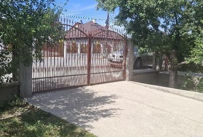 Casă cu 4 camere în Hereclean - 4