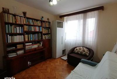 Casă cu 3 camere cu Teren 100 Mp în Central - 2