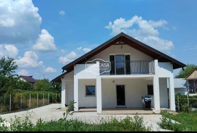 Casă cu 4 camere în Central - 8
