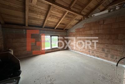 Casa individuala cu 12 camere, 400 mp utili - Bucovat - 24
