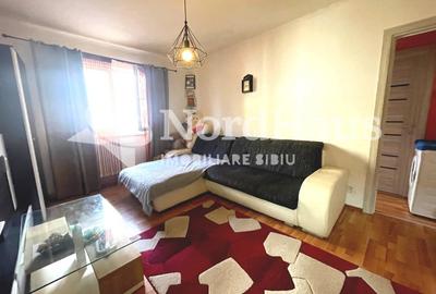 Apartament cu 2 camere semidecomandat, mobilat în Vasile Aaron - 2